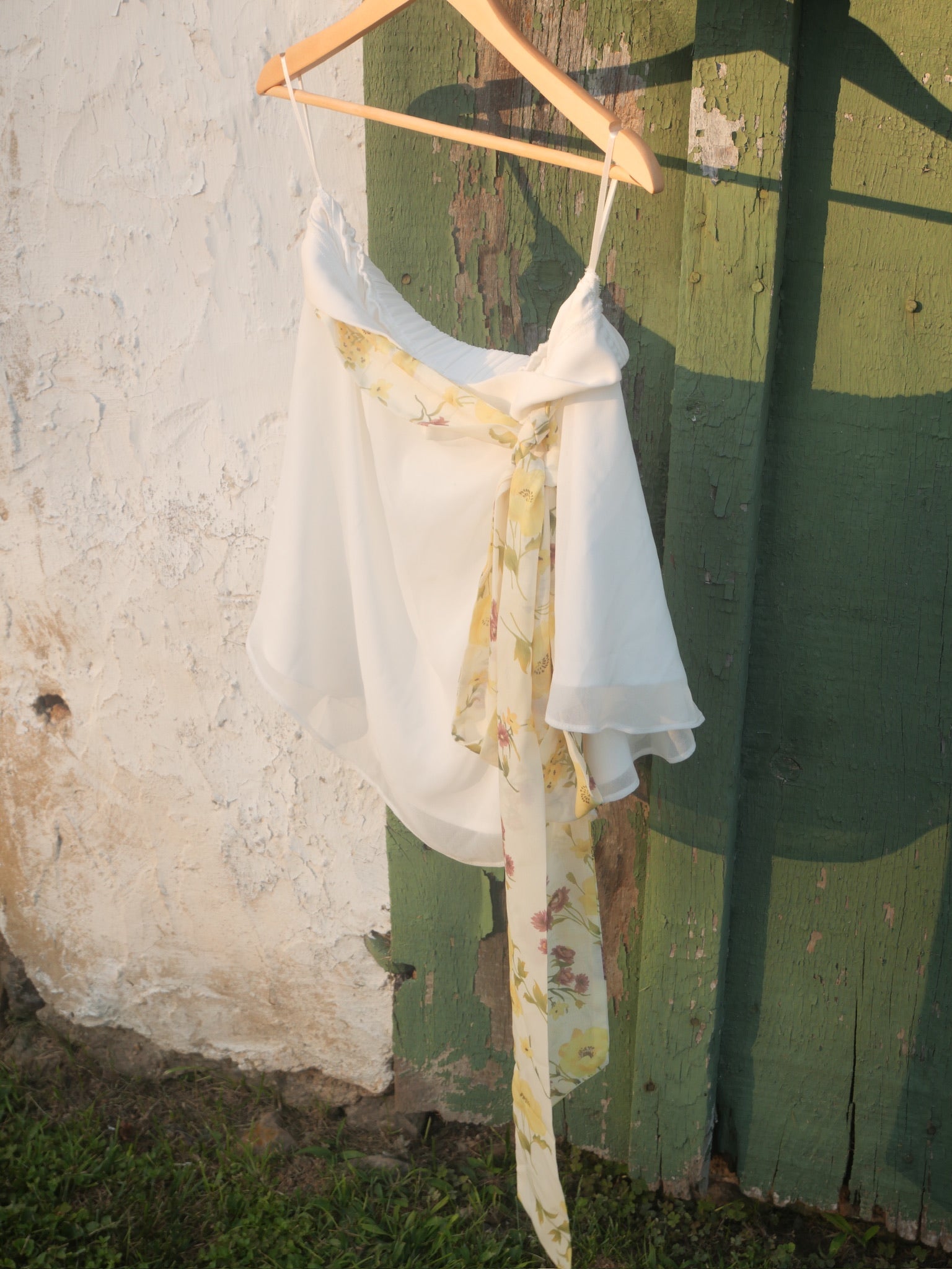 LELE TOP-ORCHID