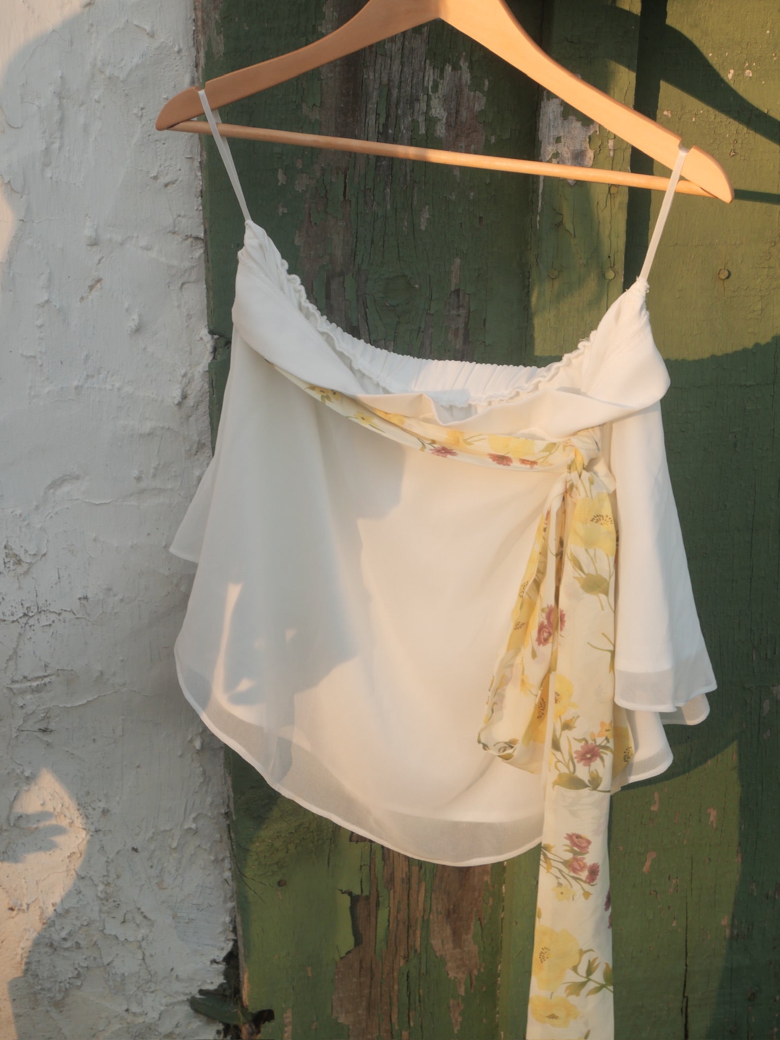 LELE TOP-ORCHID