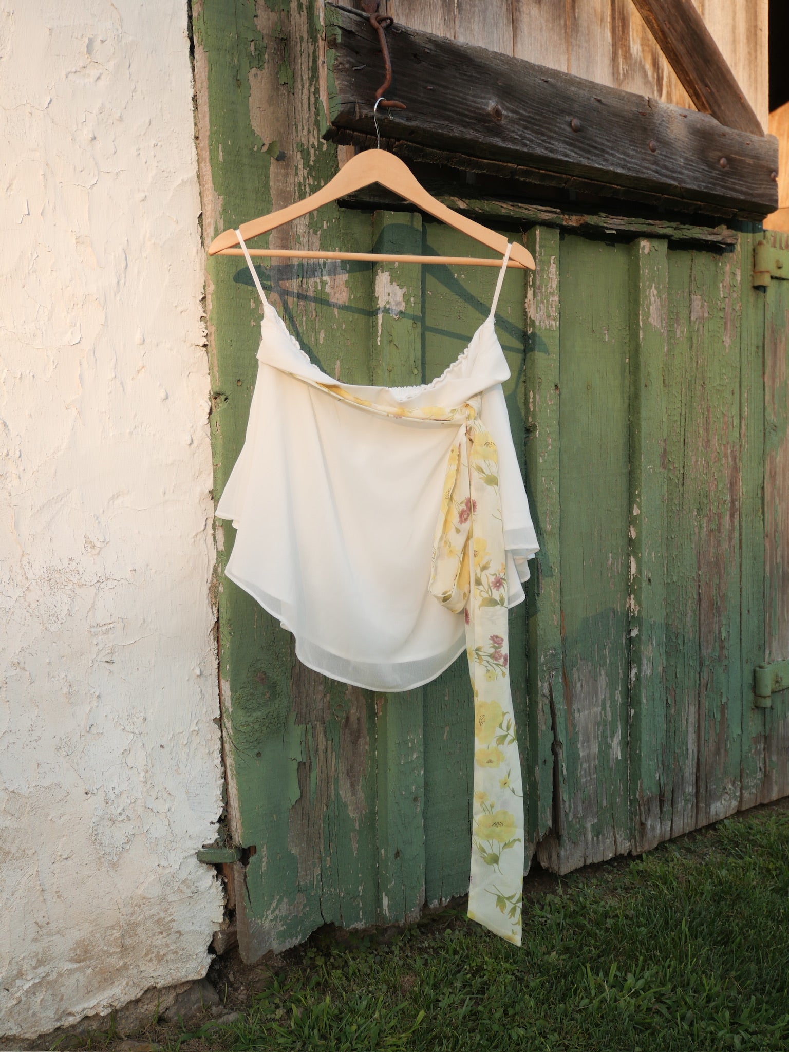 LELE TOP-ORCHID